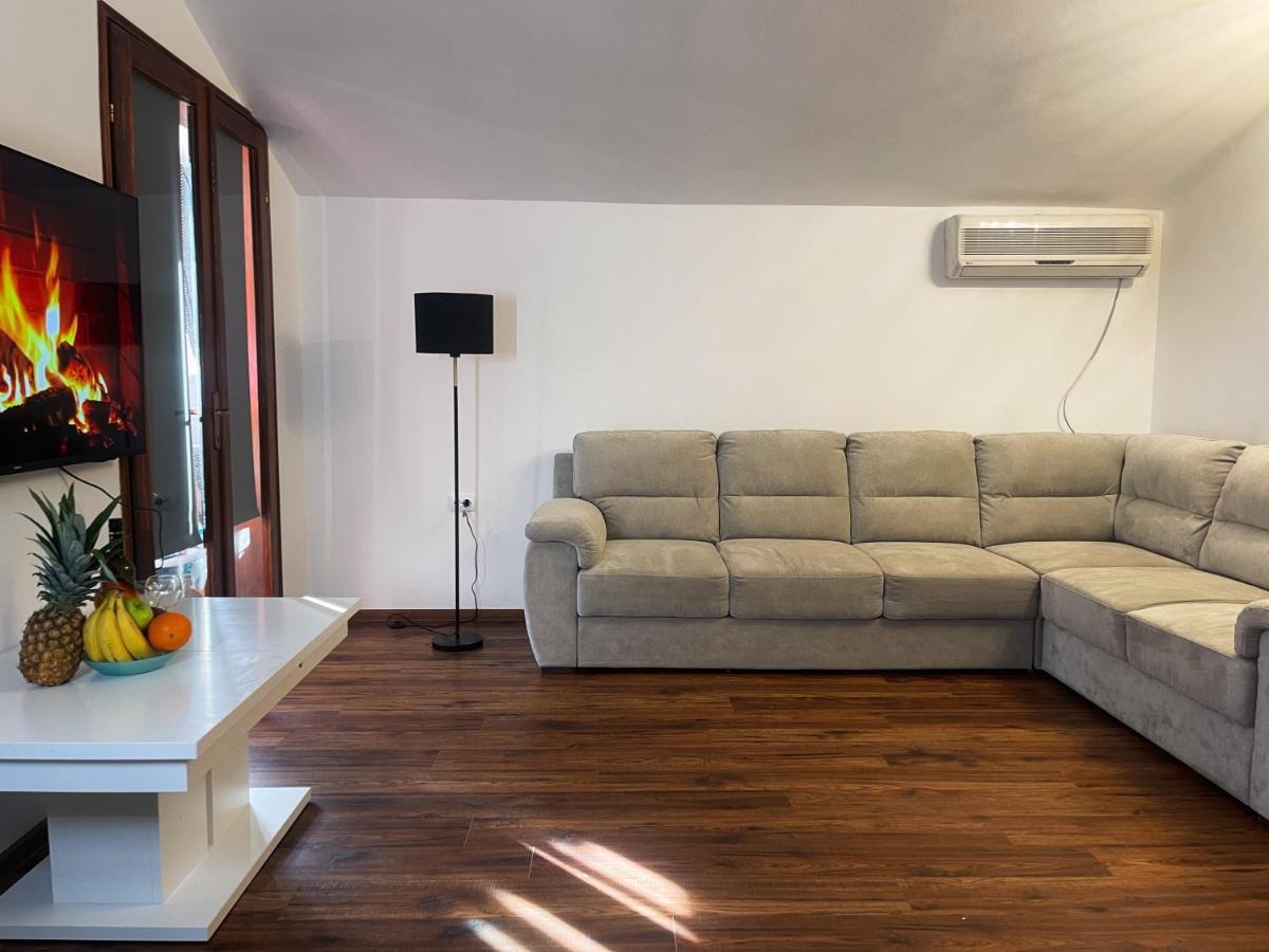 Family Residence Petrovac Exterior photo